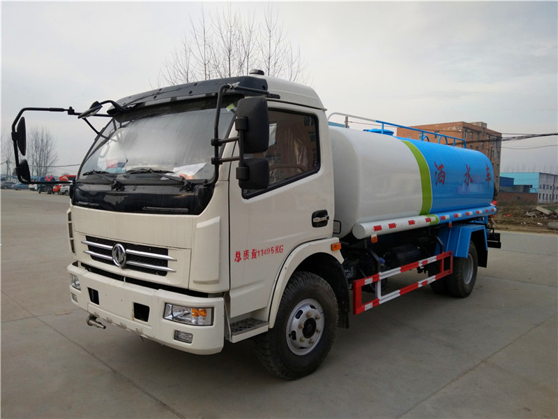 不上戶東風(fēng)福瑞卡9噸灑水車